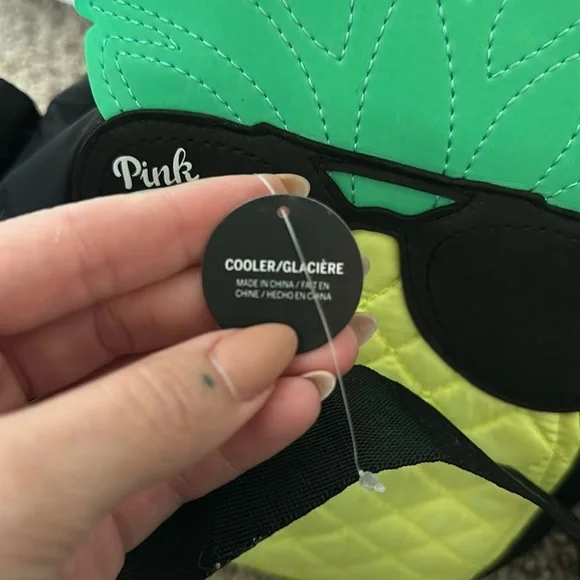 Lot of 2 Items: PINK Nation Black Travel Tumbler & PINK Pineapple Cooler Bag - Picture 7 of 10